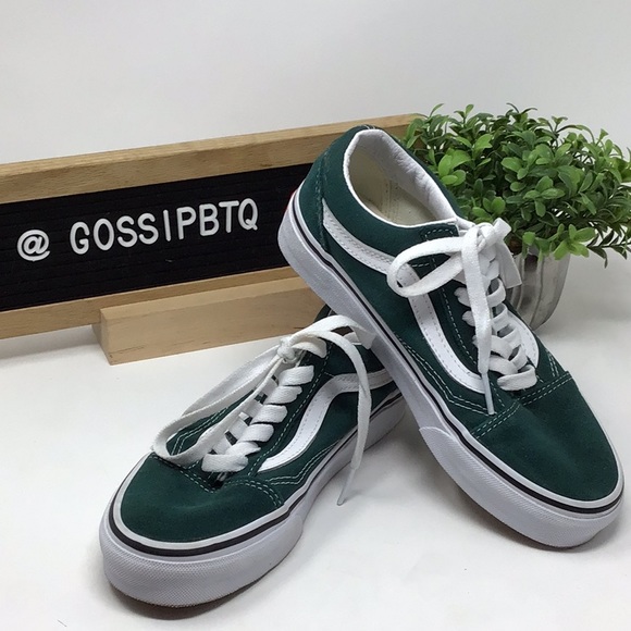 Vans Shoes - NWOT Vans Off The Wall Suede-Canvas Green Tennis Shoes Size 5